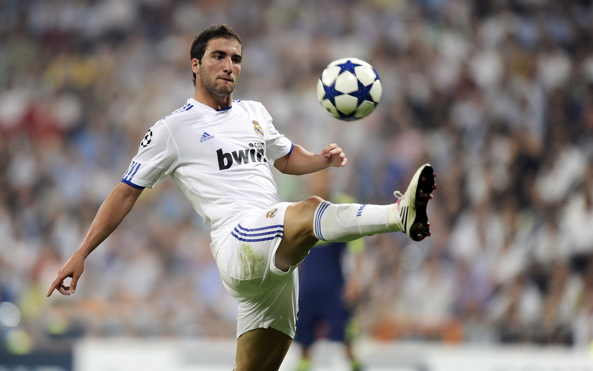 热刺2-1纽卡斯尔，主场取胜